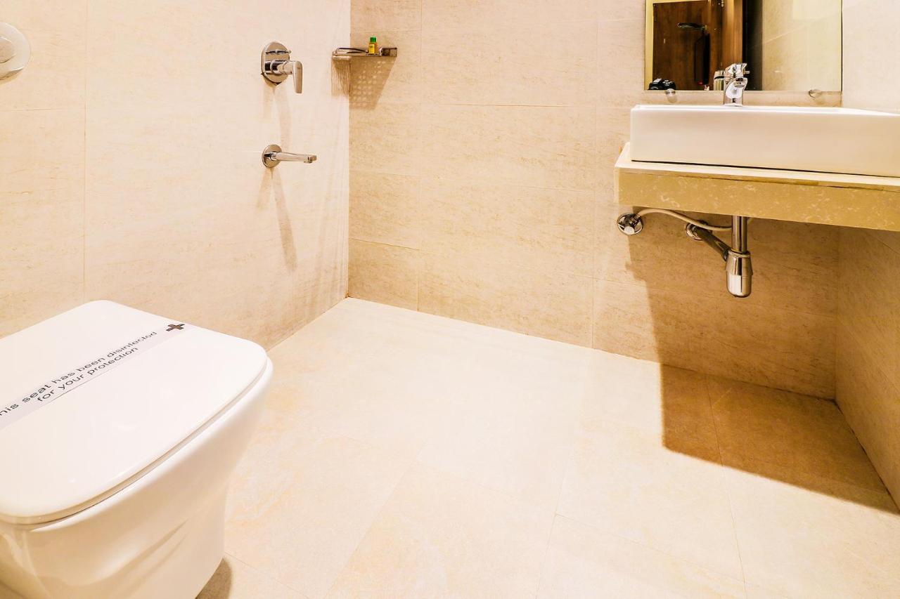 Hygenic Hotel Lotus Grand Andheri Mumbai Exterior foto