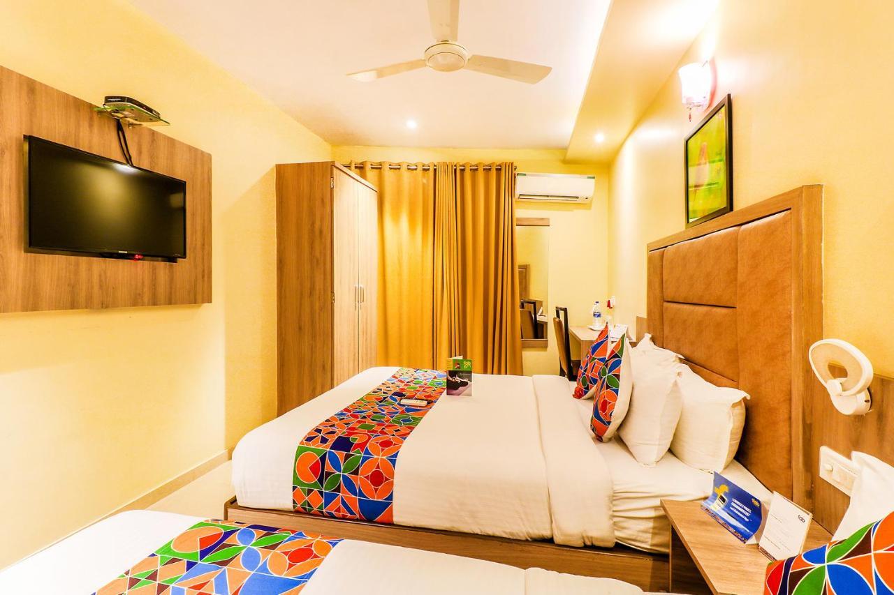 Hygenic Hotel Lotus Grand Andheri Mumbai Exterior foto