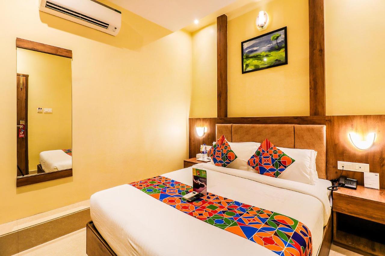 Hygenic Hotel Lotus Grand Andheri Mumbai Exterior foto
